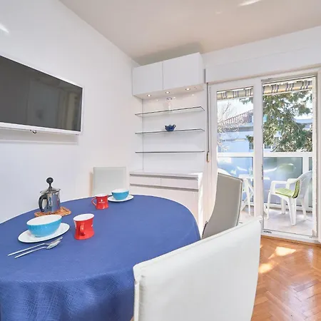 Andrea Mit Stadtblick By Interhome ספליט